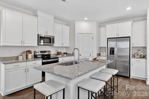 400 Silver Birch Court pending home in Fincastle Glen, Shelby, NC
