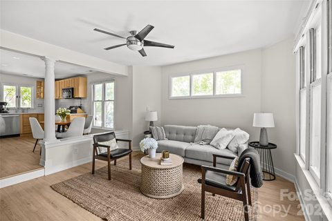 433 W 8th Street pending home in Fourth Ward, Charlotte, NC