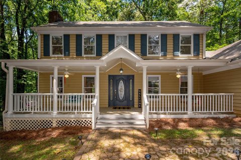 Homes in Woodland Forest, Waxhaw
