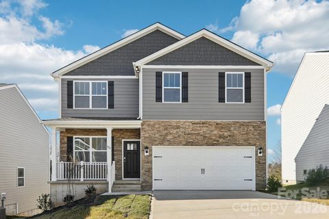 843 Adelston Lane pending home in Rydele Heights, Asheville, NC