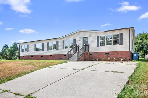 Homes in Weatherstone, Salisbury