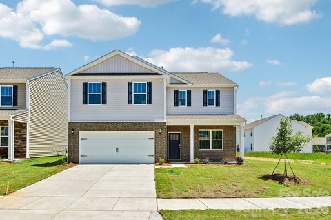 4559 Harris Elliot Road pending home in Clark Creek Landing, Lincolnton, NC