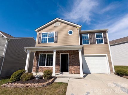 7244 Finnigan Road active home in Clydesdale Manor, Charlotte, NC