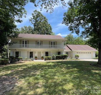 1340 Piccadilly Drive