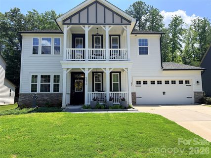 5070 Watersail Way active home in Lake Crest, Lake Wylie, SC