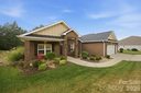 193 Hunters Hill Drive sold home in Statesville, SC