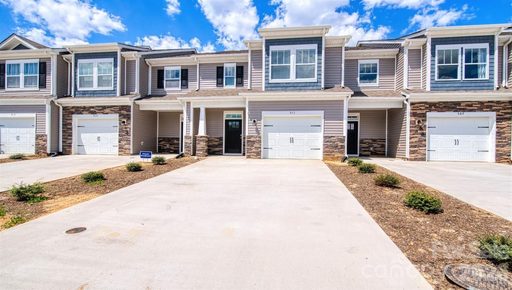 50 Creekview Road active home in Townes At Stonecrest, Hendersonville, NC