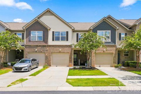 347 Kennebel Place active townhome in Waterside At The Catawba, Fort Mill, SC