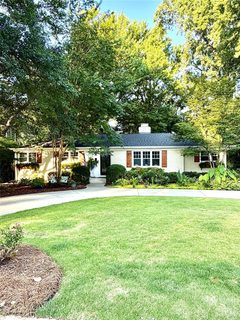 5444 Topping Place sold home in Barclay Downs, Charlotte, NC