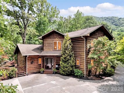 3214 Big Laurel Road active home in Big Laurel, Waynesville, NC