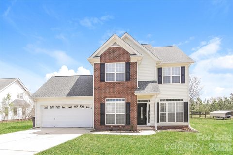 104 Lenox Lane pending home in Melrose Place, Monroe, NC