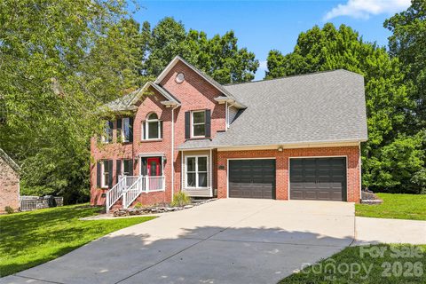 122 W Tattersall Drive active home in Windermere, Statesville, NC