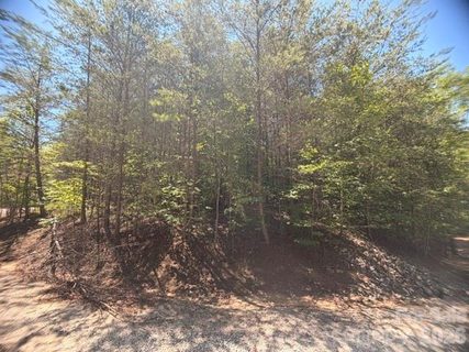 00 Sundance Drive active home in Hidden Lake, Nebo, NC