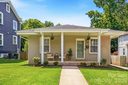 417 Woodvale Place sold home in Charlotte, SC
