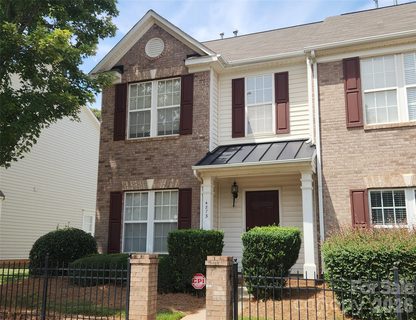 4873 Prosperity Ridge Road active townhome in Prosperity Ridge, Charlotte, NC