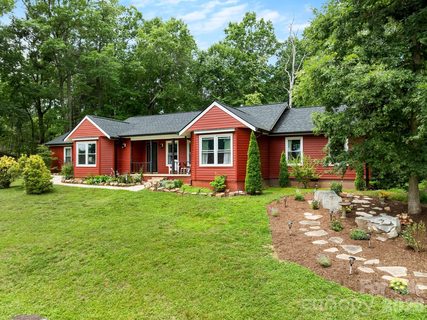 Homes in Greenwood Acres, Mills River