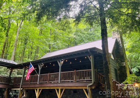 6 Laurel Branch Drive active home in Laurel Ridge, Black Mountain, NC