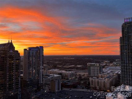 210 N Church Street active home in Avenue Condominiums, Charlotte, NC