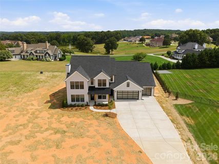 Homes in Rolling Meadows, Mooresville
