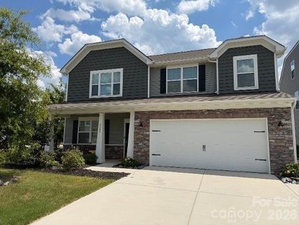 4205 Spadefoot Court active home in Walnut Creek, Lancaster, SC
