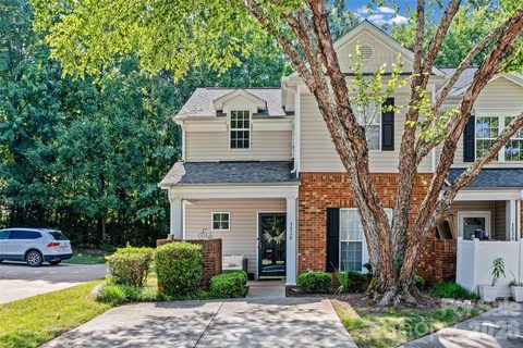 1536 Anthem Court