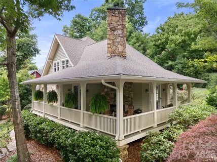 38 Cheshire Drive pending home in Cheshire, Black Mountain, NC