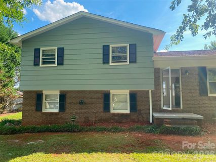 1237 Venus Street sold home in Springhaven, Conover, NC
