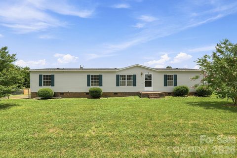 A home in Brookridge