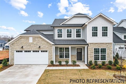 Homes in Forest Creek, Waxhaw
