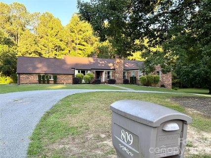 809 Spring Street pending home in Eastwood Park, Cherryville, NC