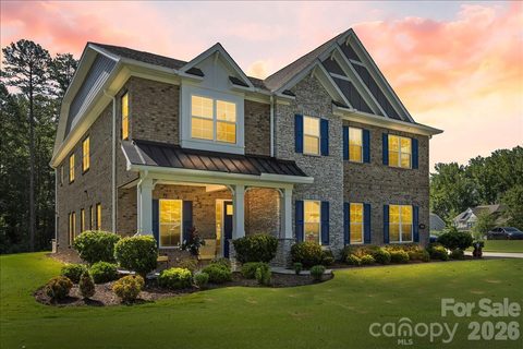 Homes in Bretagne, Fort Mill