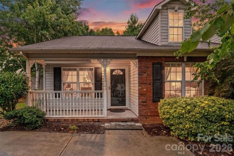 431 Danielle Way pending home in Huntington Place, Fort Mill, SC