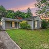 6200 Dwightware Boulevard sold home in Charlotte, SC