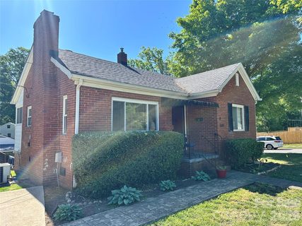 600 W Cama Street active home in York, Charlotte, NC