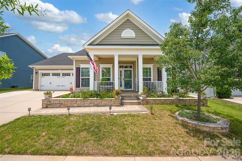 11216 Vanguard Parkway active home in Vermillion, Huntersville, NC