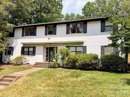 615 Biltmore Avenue pending home in Beverly Condos, Asheville, NC