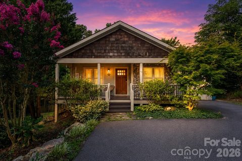 43 Flynn Branch Road pending home in Olivette Acres, Asheville, NC