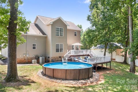 142 Valley Glen Drive active home in Meadow Glen, Troutman, NC