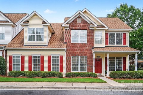 Homes in Covington At Providence, Charlotte