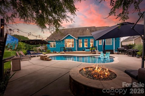 A home in Pin Oaks