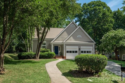 9801 Deer Spring Lane pending home in Cameron Wood, Charlotte, NC