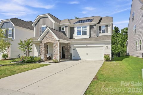 328 Kennerly Center Drive active home in Gambill Forest, Mooresville, NC
