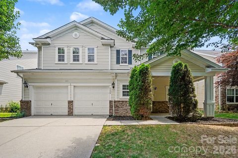 9228 Seamill Road active home in Berewick, Charlotte, NC