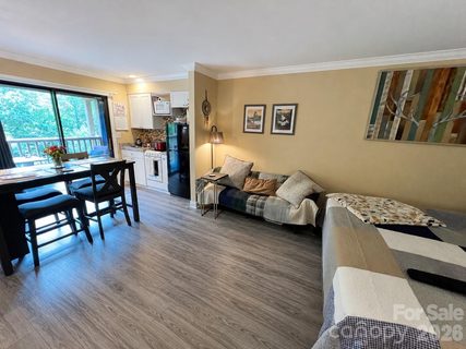 A home in Apple Valley Villas