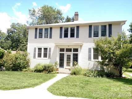 19 Saluda Street pending multi-family property in West Asheville, Asheville, NC