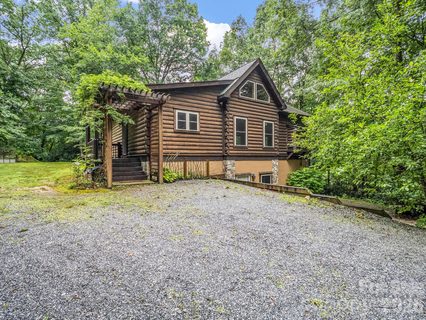 160 Sweetwater Ridge Road sold home in Sweetwater Ridge, Balsam Grove, NC