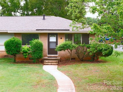 4900 Malibu Drive active condo in Plaza Park, Charlotte, NC