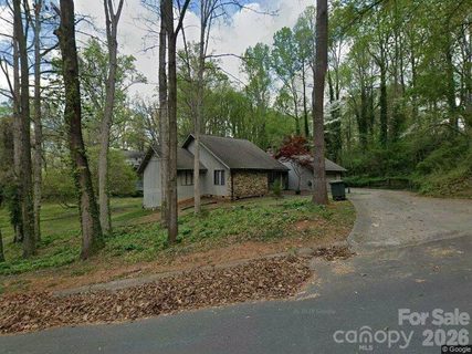 216 Brentwood Circle sold home in Dogwood Hills, Newton, NC