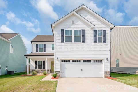 135 Aspire Circle pending home in The Glenns, Wingate, NC