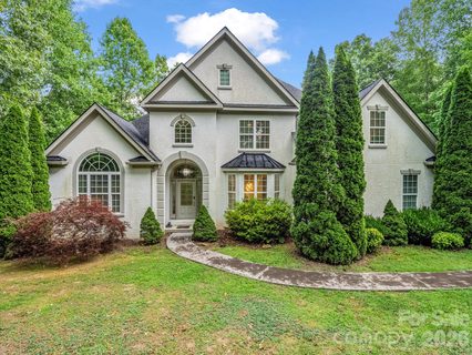 Homes in Rock Creek, Zirconia